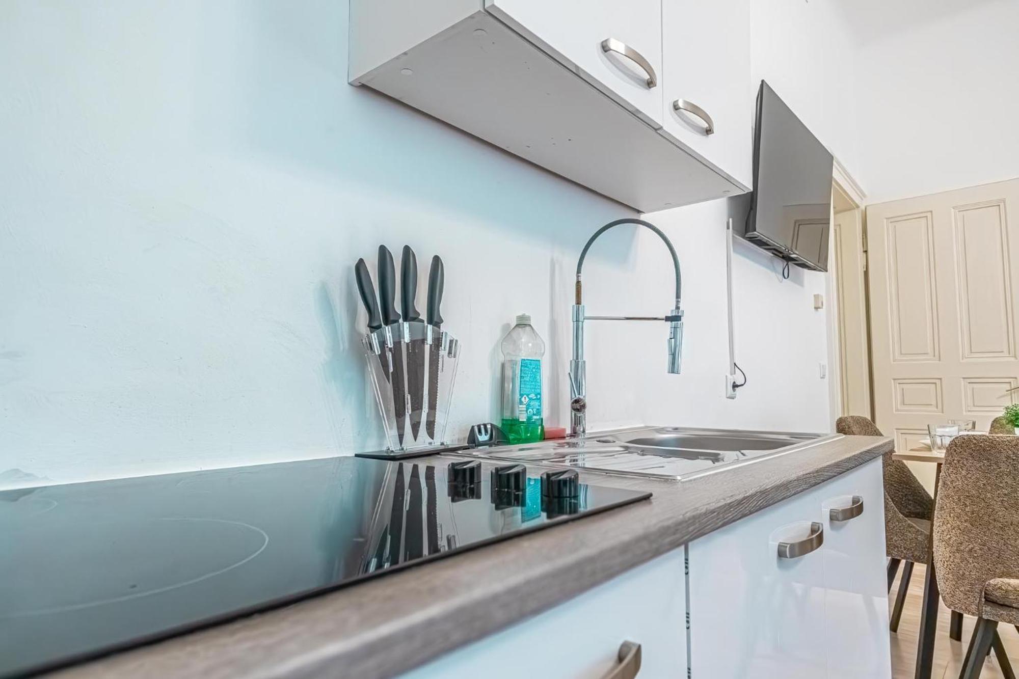 Apartment Elegant 1br - Great For Long